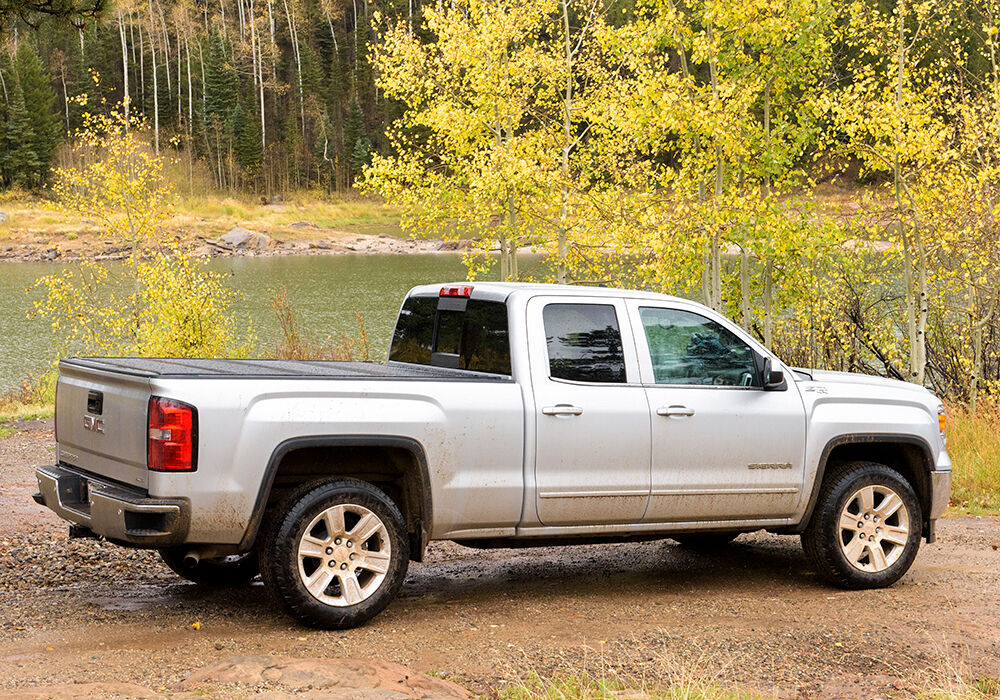 BAKFlip F1 Hard Folding Truck Bed Cover - 2014-2018 (2019 Legacy/Limited) Chevy Silverado/GMC Sierra 1500/2015-2019 2500 HD/3500 HD 6' 6" Bed - Image 2