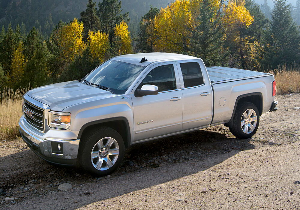 BAKFlip F1 Hard Folding Truck Bed Cover - 2023-2026 Chevy Colorado/GMC Canyon 5' 2" Bed - Image 5