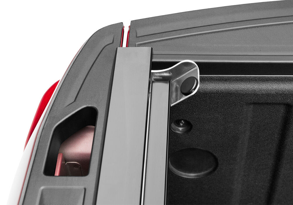 Revolver X2 Hard Rolling Truck Bed Cover - 2020-2026 Chevy Silverado/GMC Sierra 2500 HD/3500 HD 8' 2" Bed - Image 5
