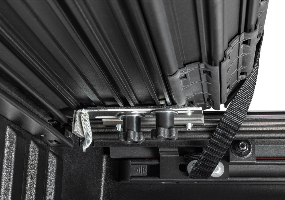 Revolver X4ts Hard Rolling Truck Bed Cover - 2016-2023 Toyota Tacoma 5' Bed with Deck Rail System - Image 12