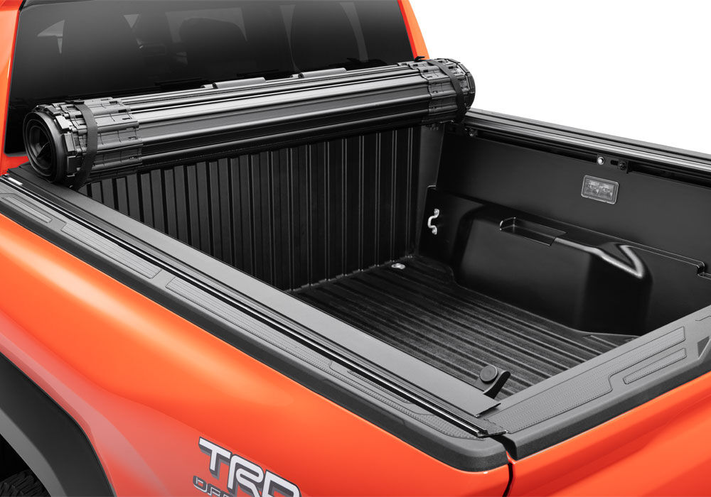 Revolver X4ts Hard Rolling Truck Bed Cover - 2016-2023 Toyota Tacoma 5' Bed with Deck Rail System - Image 14