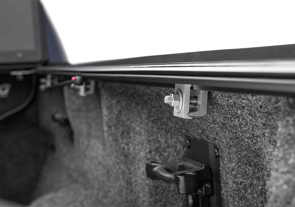 Endure ALX Tonneau Cover - 2014-2018 (2019 Legacy/Limited) Chevy Silverado/GMC Sierra 1500/2015-2019 2500 HD/3500 HD 6' 6" Bed - Image 10
