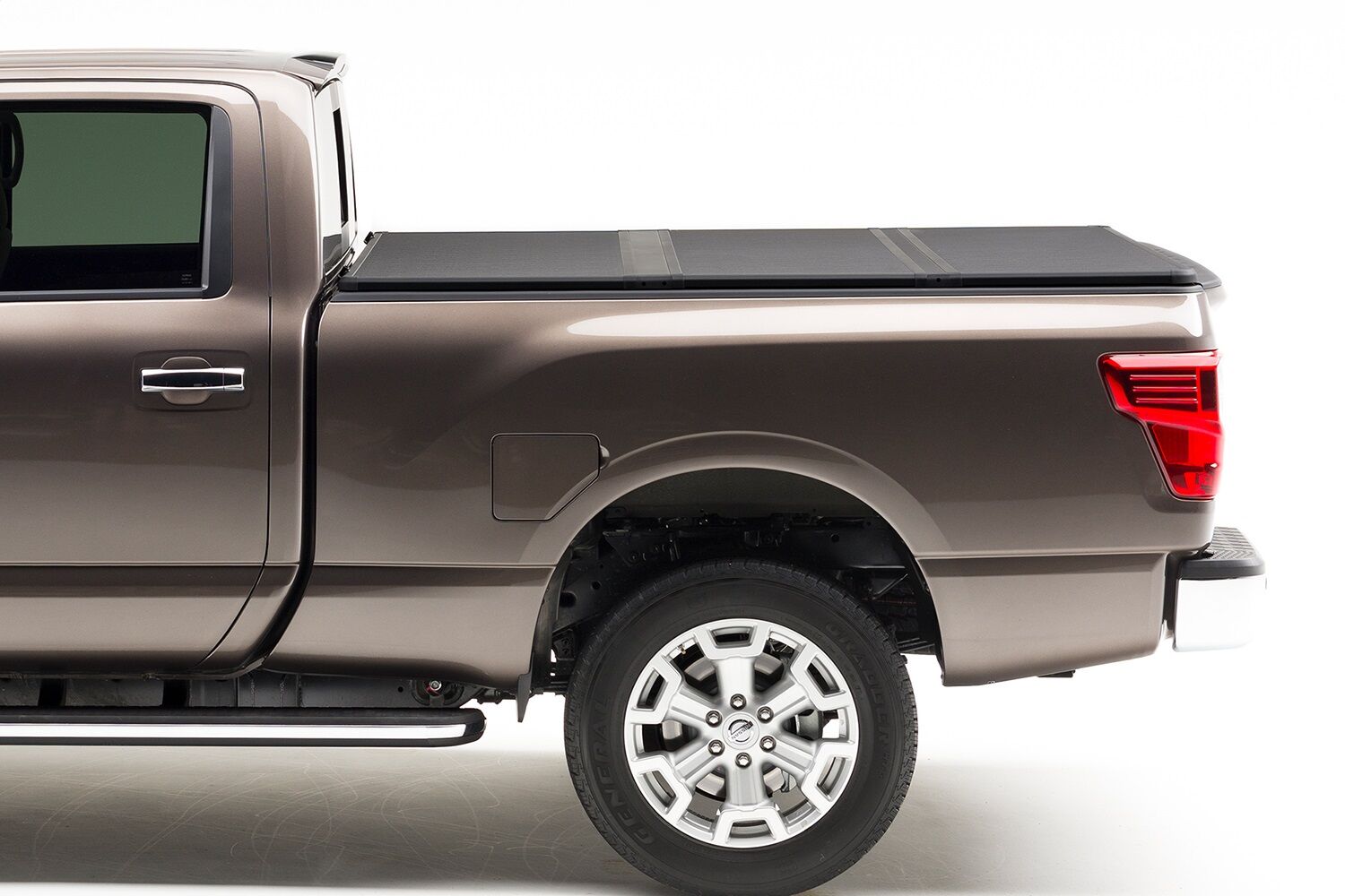 Solid Fold 2.0 Tonneau Cover - Black Textured Paint - 2005-2021 Nissan Frontier 6' Bed with Factory Bed Rail Caps - Image 3