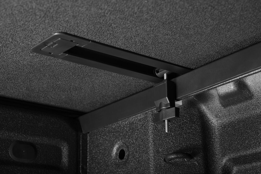 Solid Fold ALX Tonneau Cover - Black Textured Paint - 2015-2022 Chevy Colorado/GMC Canyon 6' 2" Bed - Image 8