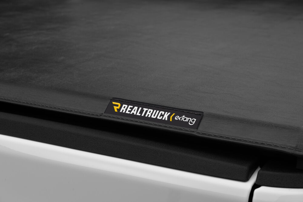 Trifecta 2.0 Tonneau Cover - Black - Leather Grained Fabric - 2020-2025 Jeep Gladiator (JT) with or without Trail Rail System - Image 2