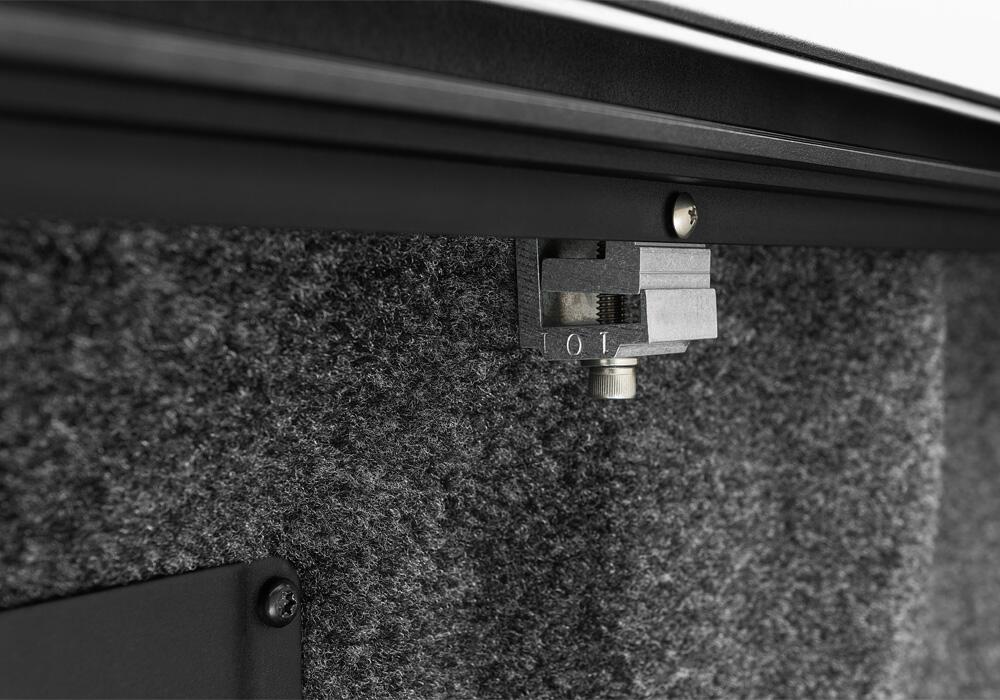 E-Series Locking Retractable Truck Bed Cover for 2021-2026 Ford F-150 6' 7" Bed - Image 5
