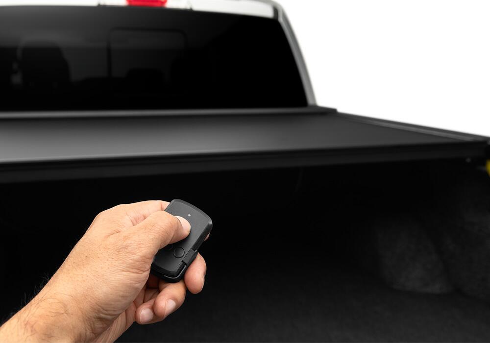 E-Series Locking Retractable Truck Bed Cover for 2021-2026 Ford F-150 6' 7" Bed - Image 7