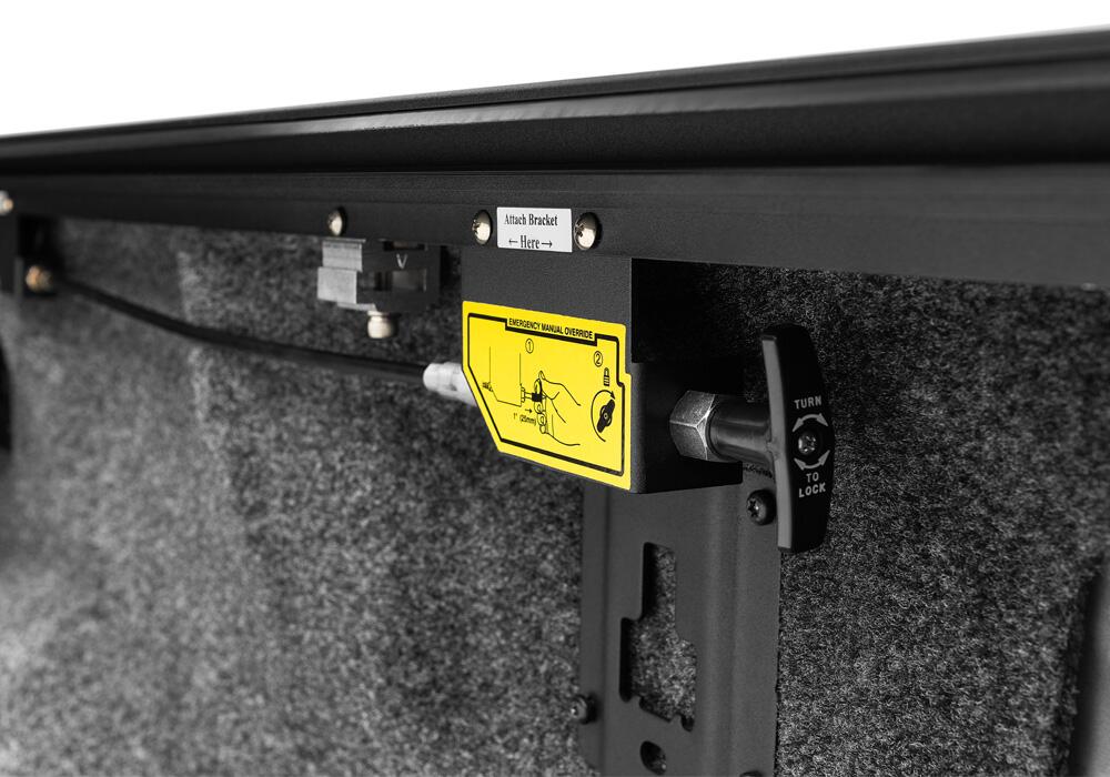 E-Series Locking Retractable Truck Bed Cover for 2021-2026 Ford F-150 6' 7" Bed - Image 4