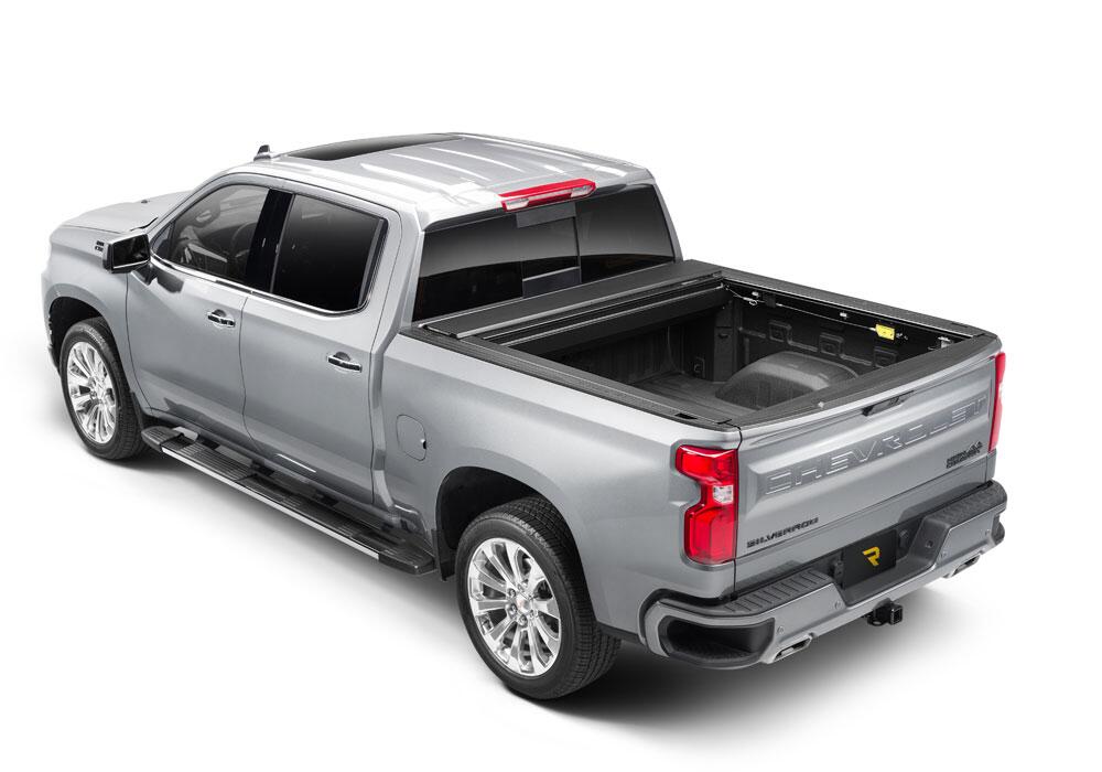 E-Series Locking Retractable Truck Bed Cover for 2023-2026 Chevy Colorado/GMC Canyon 5' 2" Bed - Image 11