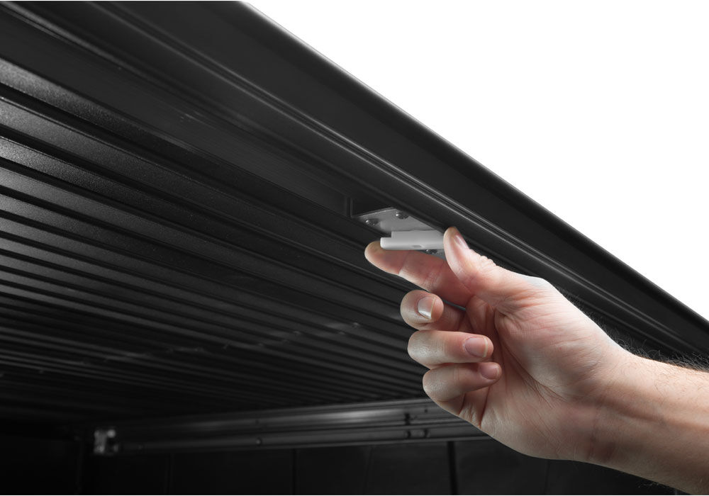 EQ Retractable Tonneau Cover - 2022-2023 Toyota Tundra CrewMax 5' 7" Bed with Deck Rail System without Stake Pockets w/out Trail Special Edition Storage Boxes - Image 5