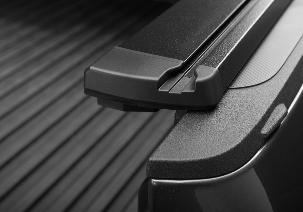 EQ Retractable Tonneau Cover - 2022-2023 Toyota Tundra CrewMax 5' 7" Bed with Deck Rail System without Stake Pockets w/out Trail Special Edition Storage Boxes - Image 7