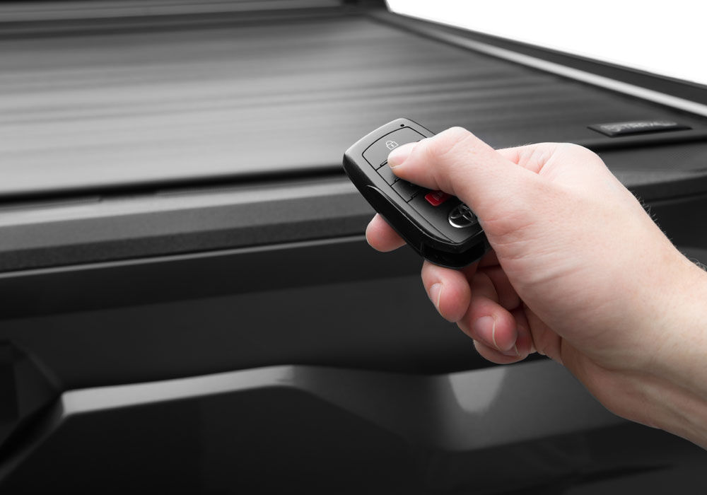 EQ Retractable Tonneau Cover - 2022-2023 Toyota Tundra CrewMax 5' 7" Bed with Deck Rail System without Stake Pockets w/out Trail Special Edition Storage Boxes - Image 12