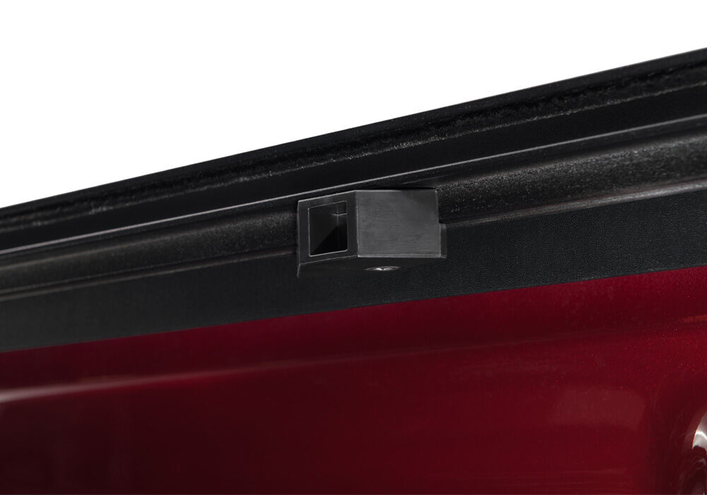 Retrax IX Tonneau Cover - 2007-2021 Toyota Tundra Regular/Double Cab 6' 6" Bed without Deck Rail System - Image 9