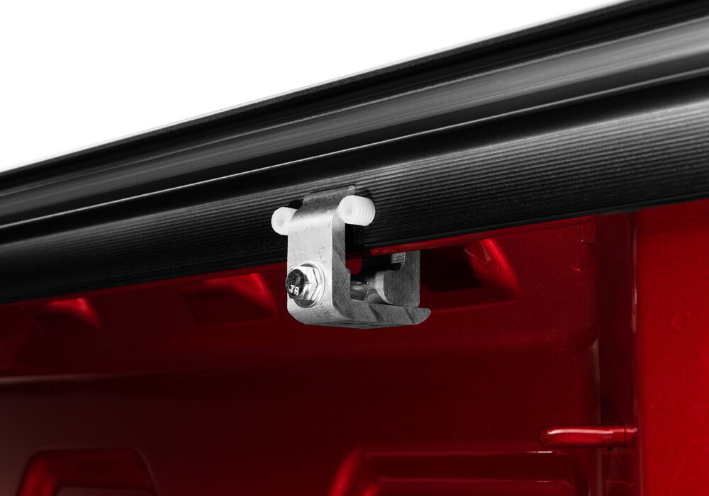 RetraxOne MX Retractable Tonneau Cover - Matte One Piece Polycarbonate Finish - 2019 (New Body Style)-2026 Chevy Silverado/GMC Sierra 1500 6' 7" Bed without Stake Pockets - Standard Rails - Image 10