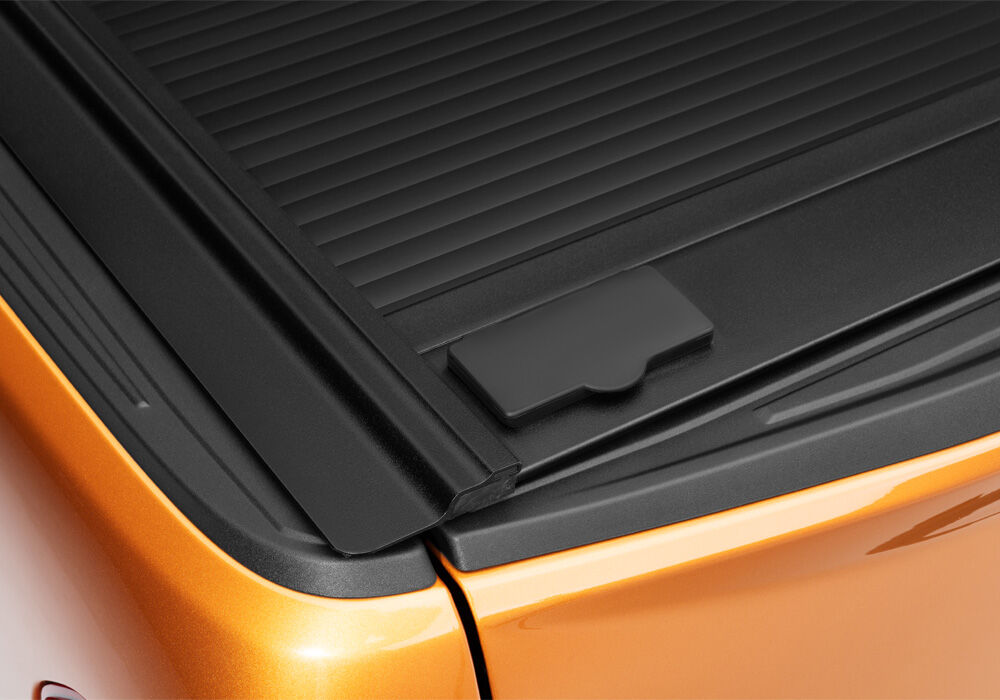 RetraxOne MX Retractable Tonneau Cover - Matte One Piece Polycarbonate Finish - 2019-2023 Ford Ranger 5' Bed without Stake Pockets - Image 10
