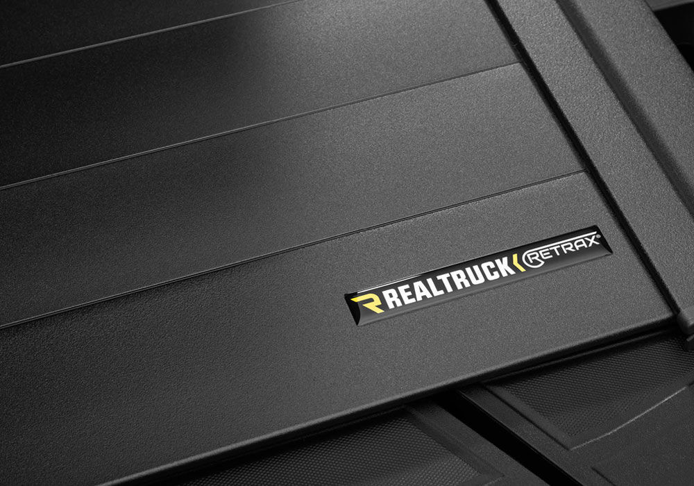 RetraxPRO MX Retractable Tonneau Cover - Rugged - Aluminum Construction - Matte Black - 2014-2018 Chevy Silverado/GMC Sierra 5' 9" Bed - Wide Retrax Rails - Image 5