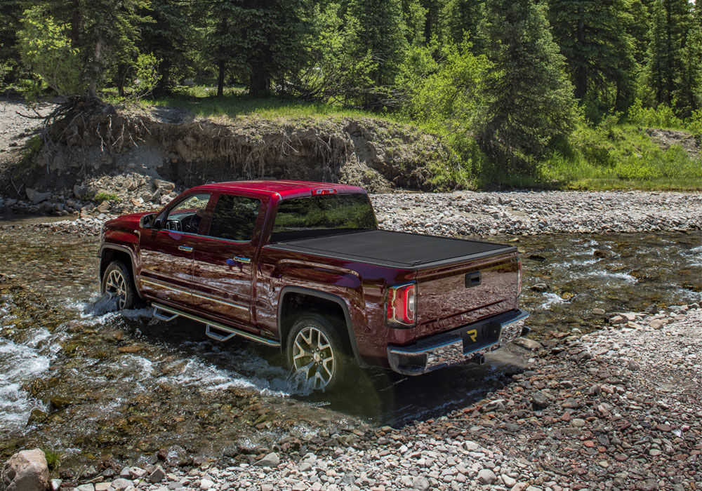 RetraxOne MX Retractable Tonneau Cover - Matte One Piece Polycarbonate Finish - 2007-2013 Chevy Silverado/GMC Sierra 5' 9" Bed - Wide Retrax Rails