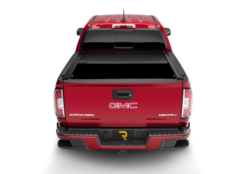 RetraxOne MX Retractable Tonneau Cover - Matte One Piece Polycarbonate Finish - 2015-2022 Chevy Colorado/GMC Canyon 5' 2" Bed without Stake Pockets - Image 3