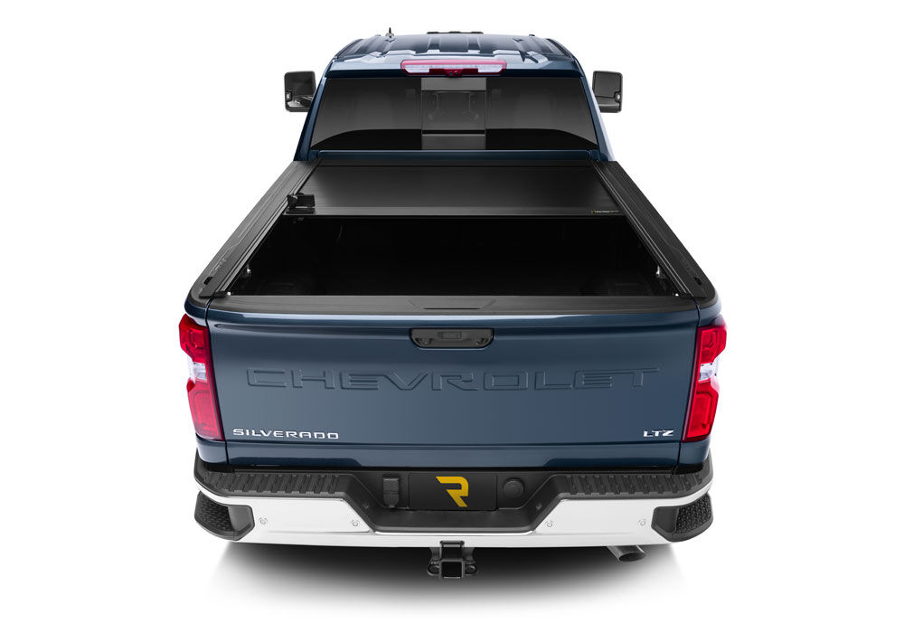 RetraxOne MX Retractable Tonneau Cover - Matte One Piece Polycarbonate Finish - 2020-2026 Chevy Silverado/GMC Sierra 2500 HD/3500 HD 6' 9" Bed without Stake Pockets - Standard Rails - Image 3