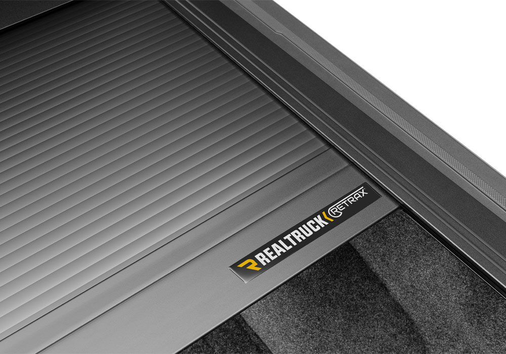 RetraxOne MX Retractable Tonneau Cover - Matte One Piece Polycarbonate Finish - 2021-2026 Ford F-150 5' 7" Bed (Includes Lightning) without Stake Pockets - Image 8