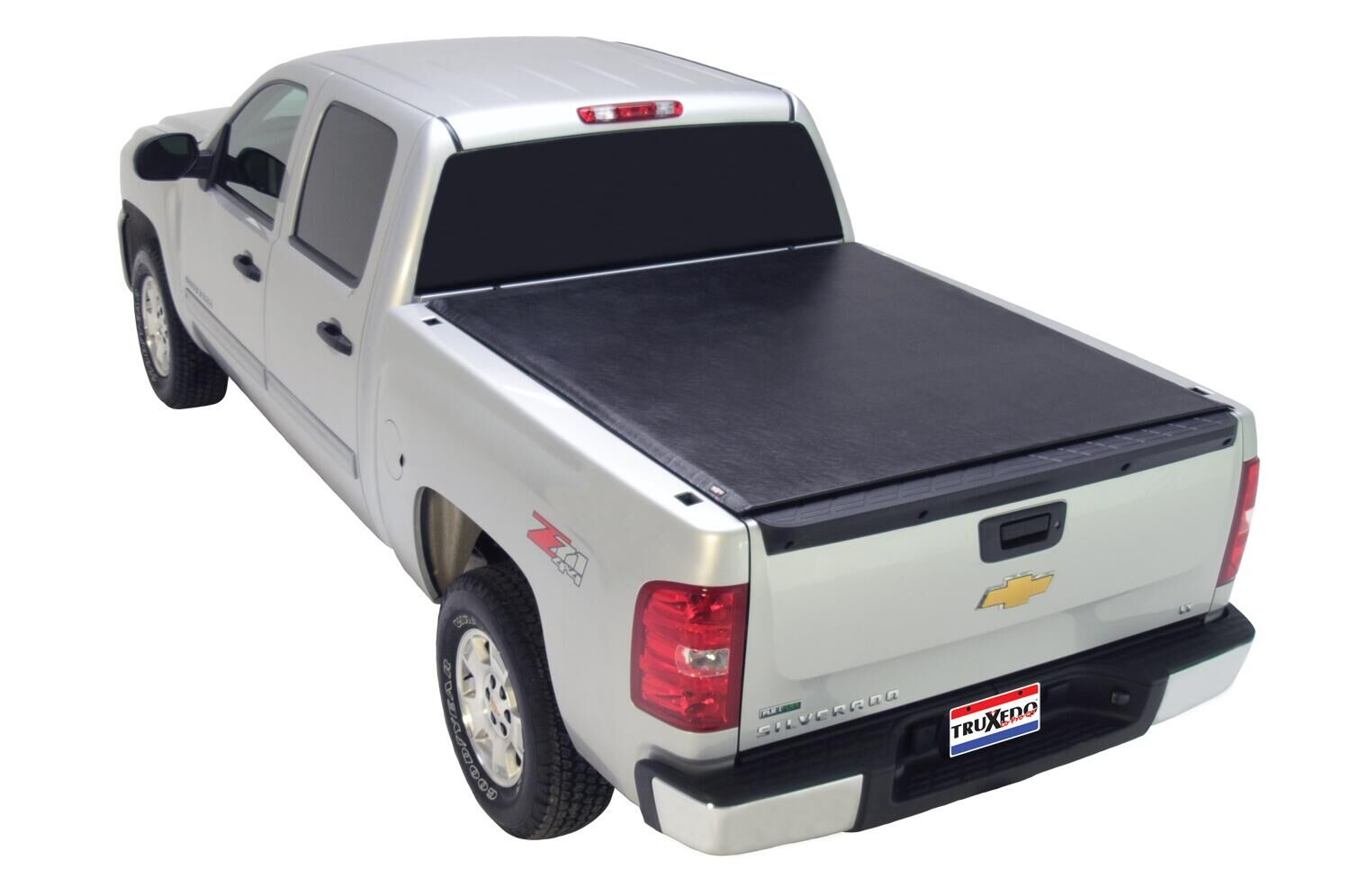 Lo Pro Tonneau Cover - Black - 2007-2013 Chevy Silverado/GMC Sierra 1500/2007-2014 2500 HD/3500 HD 8' Bed without Cargo Management System with Single Rear Wheels