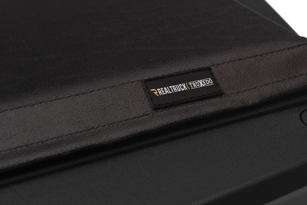 Lo Pro Tonneau Cover - Black - 1997-1998 Ford F-250 HD/350 8' Bed - Image 3