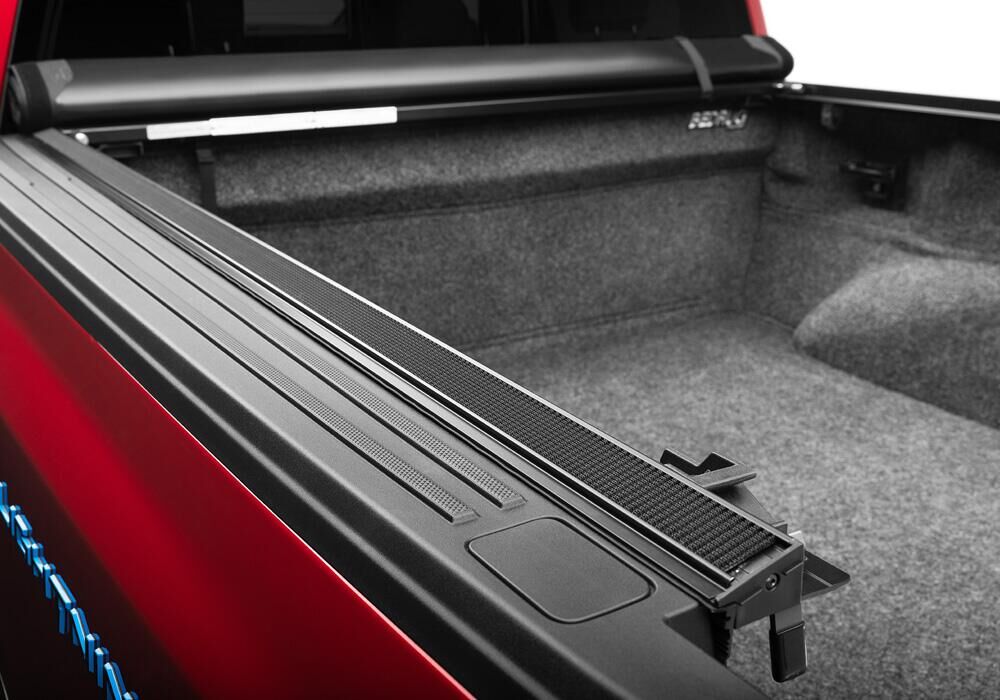 Lo Pro Tonneau Cover - Black - 2015-2026 Ford F-150 5' 7" Bed (Includes Lightning) - Image 8