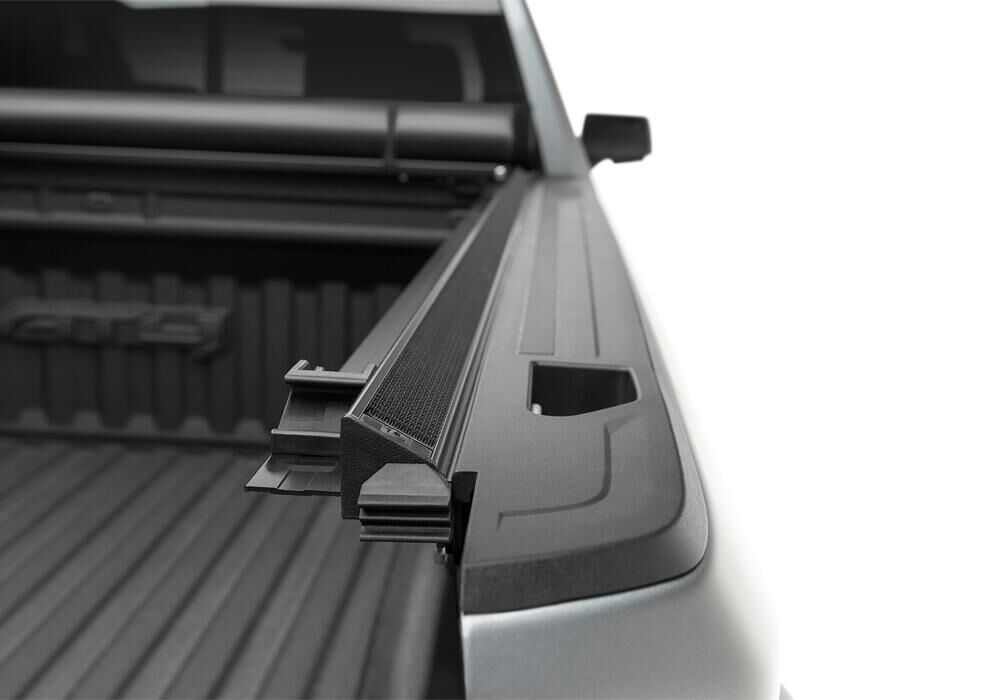 Lo Pro Tonneau Cover - Black - 2020-2026 GMC Sierra (with CarbonPro Bed) 5' 9" Bed - Image 7