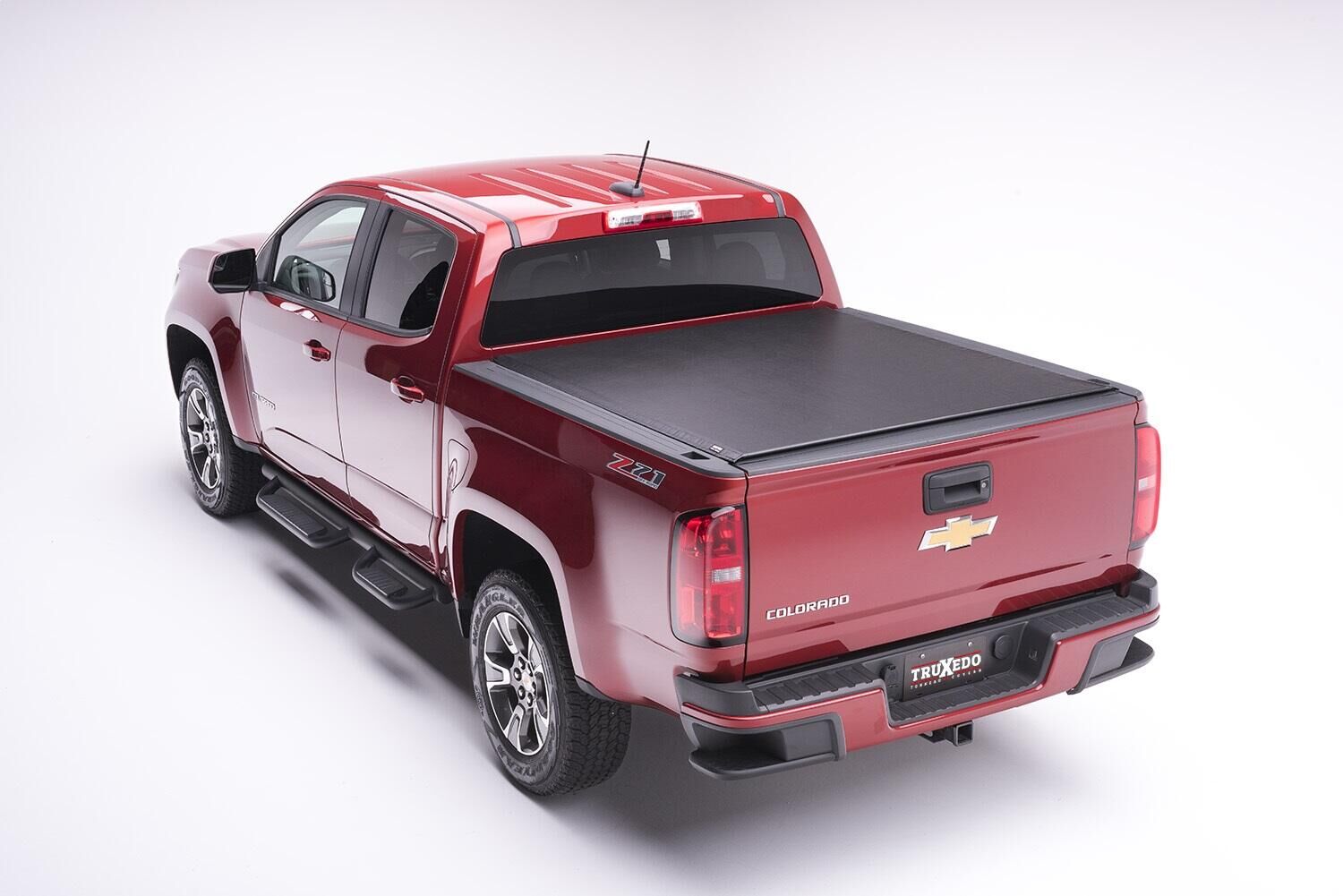 Lo Pro Tonneau Cover - Black - 2015-2022 Chevy Colorado/GMC Canyon 6' 2" Bed without Sport Bar - Image 5