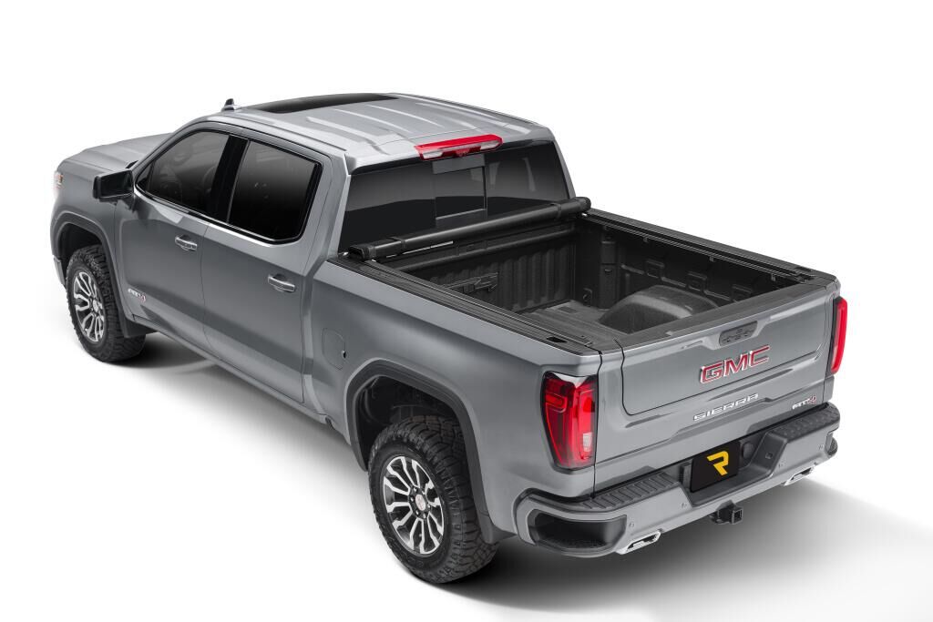 Pro X15 Tonneau Cover - Black - 2020-2026 GMC Sierra (with CarbonPro Bed) 5' 9" Bed with or without MultiPro/Multi-Flex Tailgate - Image 4