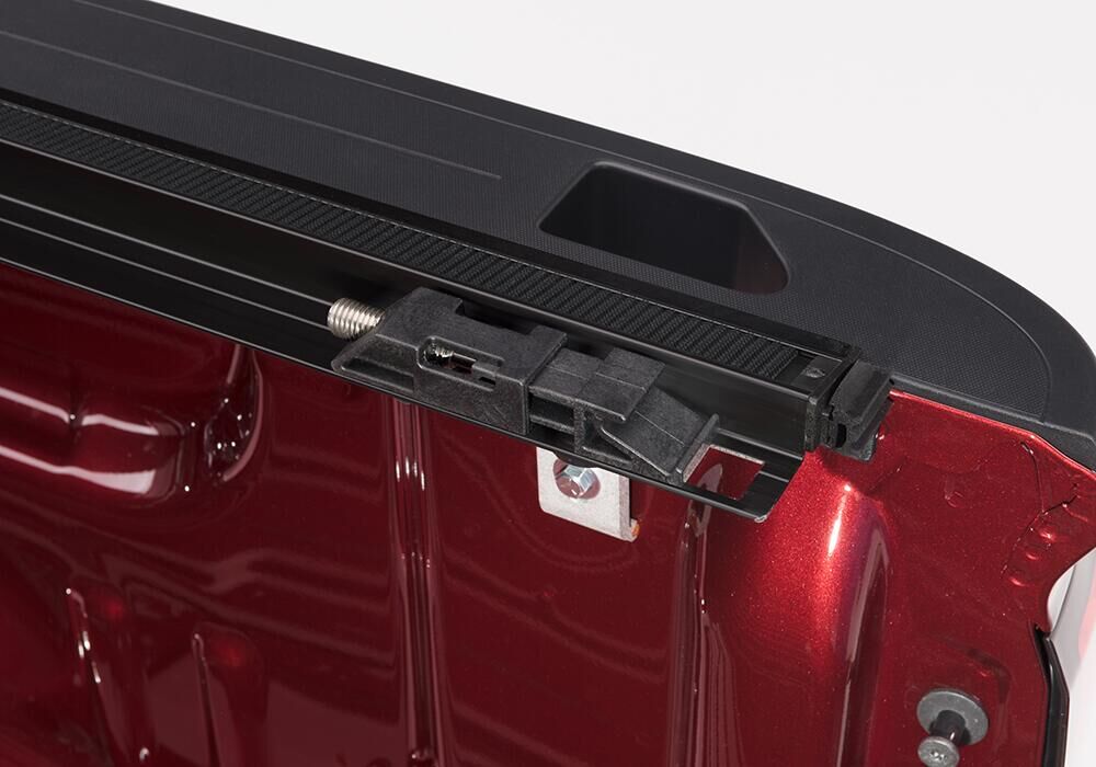 Pro X15 Tonneau Cover - Black - 2017-2025 Honda Ridgeline - Image 4