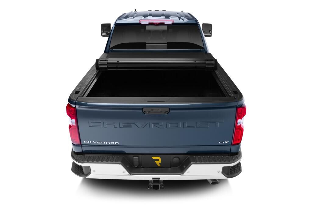 Sentry CT Tonneau Cover - 2020-2026 Chevy Silverado/GMC Sierra 2500 HD/3500 HD 6' 9" Bed with or without MultiPro Tailgate - Image 4