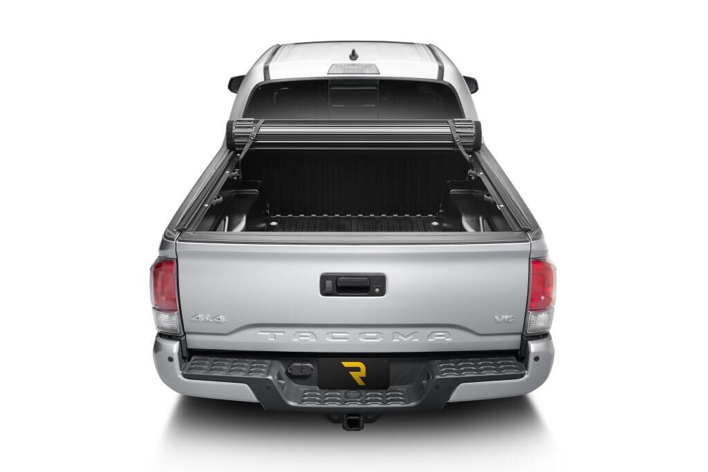 Sentry CT Tonneau Cover - Black - 2024-2026 Toyota Tacoma 5' Bed - Image 12