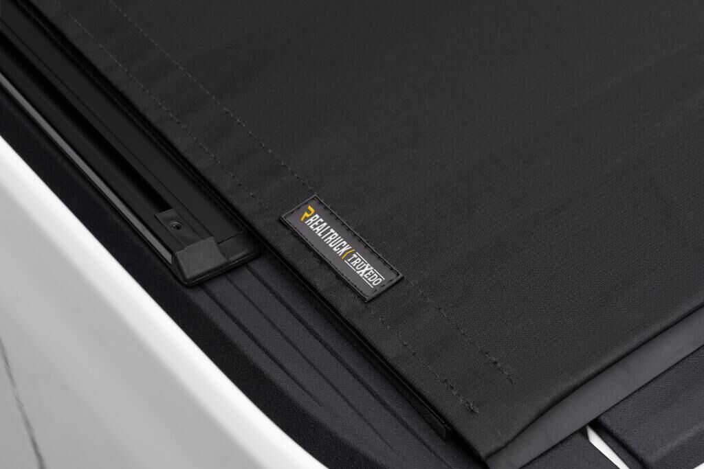 Sentry CT Tonneau Cover - Black - 2020-2025 Jeep Gladiator with or without Trail Rail System - Image 9