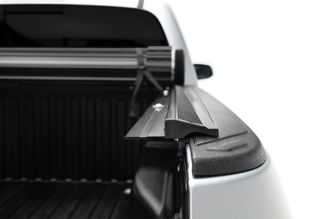 Sentry Tonneau Cover - Black - 2016-2023 Toyota Tacoma 5' Bed with or without Trail Special Edition Storage Boxes - Image 5