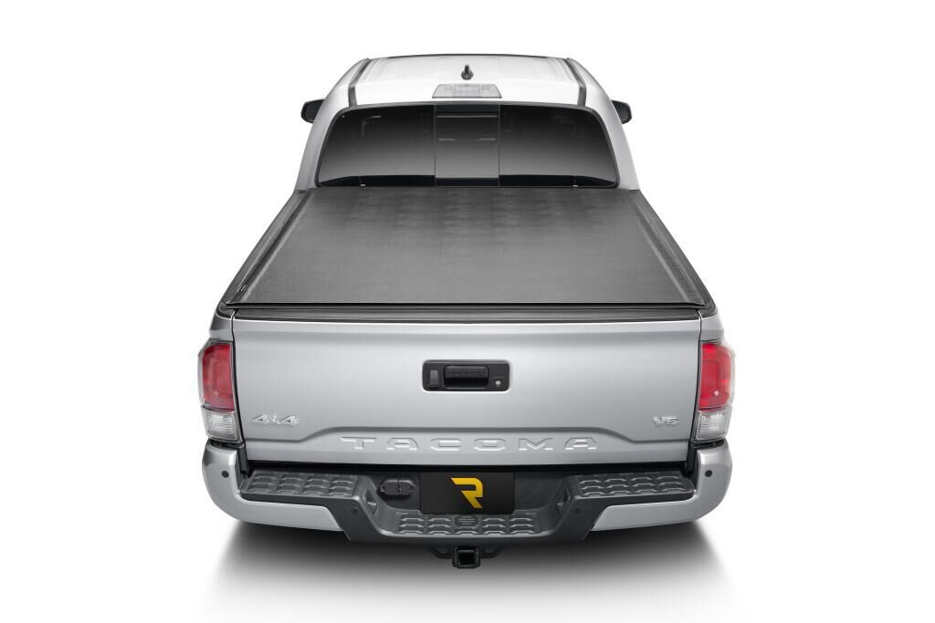 Sentry Tonneau Cover - Black - 2016-2023 Toyota Tacoma 5' Bed with or without Trail Special Edition Storage Boxes - Image 14