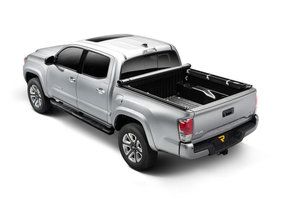 TruXport Tonneau Cover - Black - 2024-2026 Toyota Tacoma 6' 2" Bed - Image 3