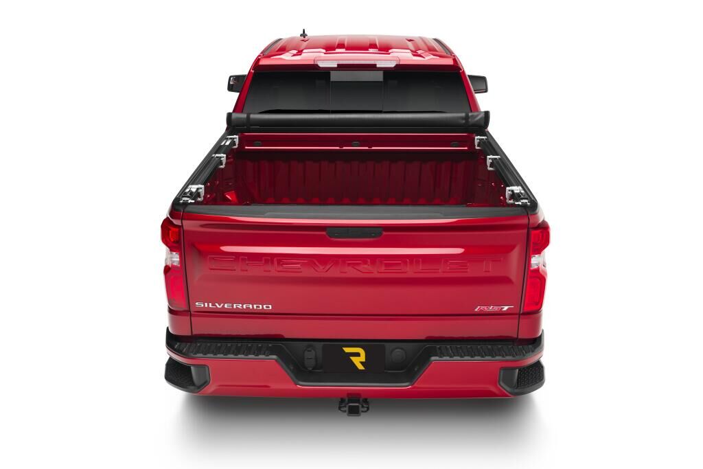 TruXport Tonneau Cover - Black - 2019 (New Body Style)-2026 Chevy Silverado/GMC Sierra (without CarbonPro Bed) 5' 9" Bed - Image 12