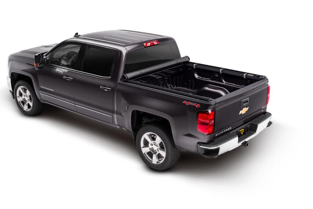TruXport Tonneau Cover - Black - 2014-2018 (2019 Legacy/Limited) Chevy Silverado/GMC Sierra 1500/2015-2019 2500 HD/3500 HD 8' Bed - Image 3