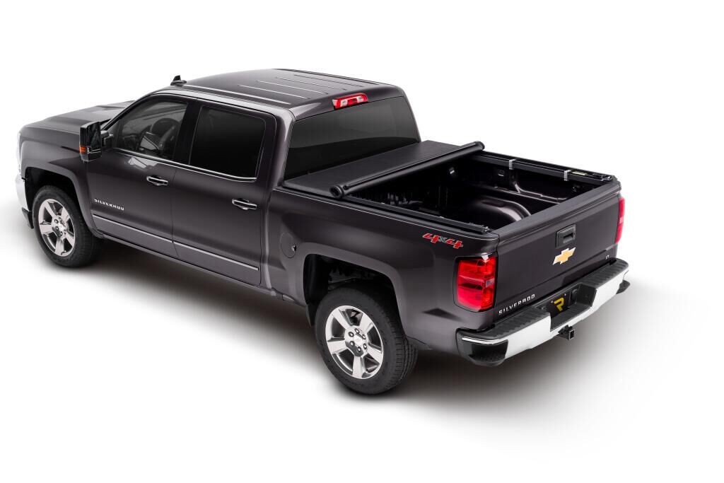 TruXport Tonneau Cover - Black - 2014-2018 (2019 Legacy/Limited) Chevy Silverado/GMC Sierra 1500/2015-2019 2500 HD/3500 HD 8' Bed - Image 4