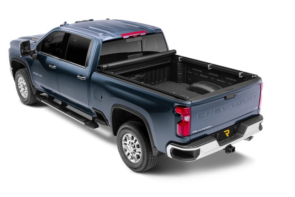 TruXport Tonneau Cover - Black - 2020-2026 Chevy Silverado/GMC Sierra 2500 HD/3500 HD 6' 9" Bed - Image 3