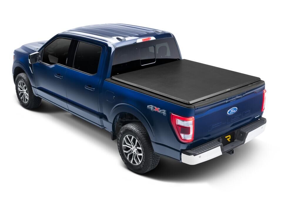 TruXport Tonneau Cover - Black - 2015-2026 Ford F-150 5' 7" Bed (Includes Lightning)