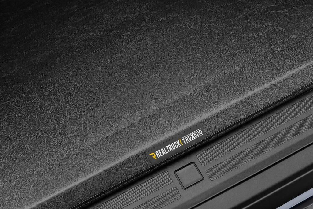 TruXport Tonneau Cover - Black - 2015-2026 Ford F-150 5' 7" Bed (Includes Lightning) - Image 8
