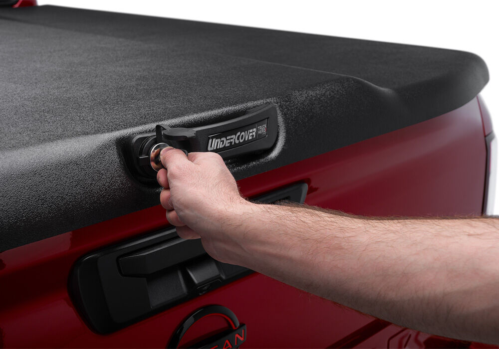 UnderCover Elite 2022-2026 Nissan Frontier 5' Bed with or without Utili-Track System - Black Textured - Image 13