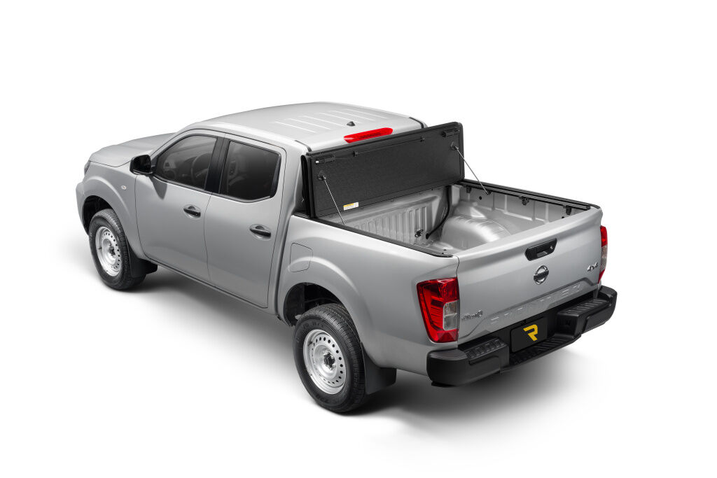 UnderCover Flex 2022-2026 Nissan Frontier 5' Bed with or without Utilty-Track System - Black Textured - Image 4