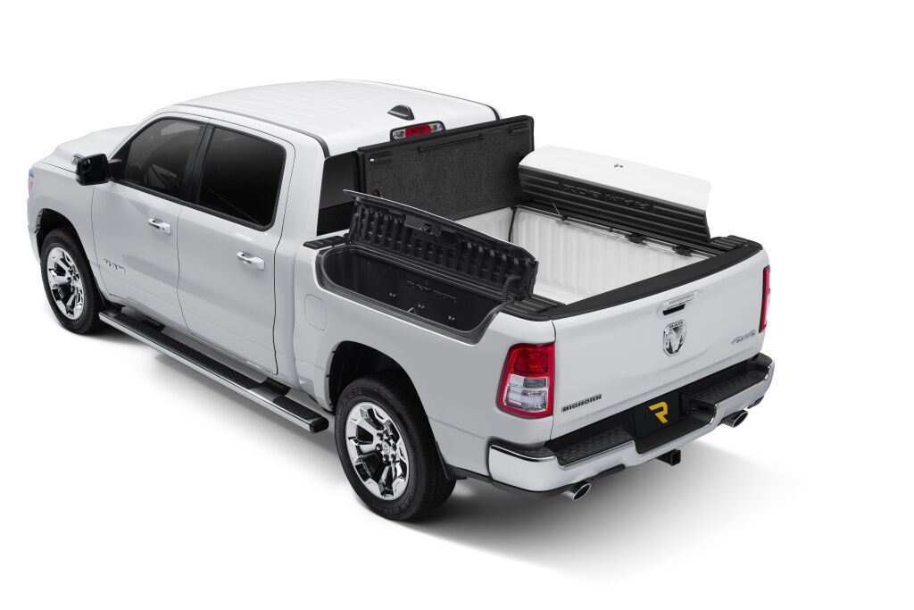 UnderCover Ultra Flex 2019-2026 (New Body Style) Ram 5' 7" Bed Crew Cab with RamBox without Black Track System - Black Textured - Image 4