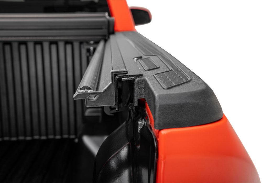 UnderCover Select 2007-2021 Toyota Tundra 6' 6" Bed Std/Dbl with Deck Rail System without Trail Special Edition Storage Boxes - Black Textured - Image 6